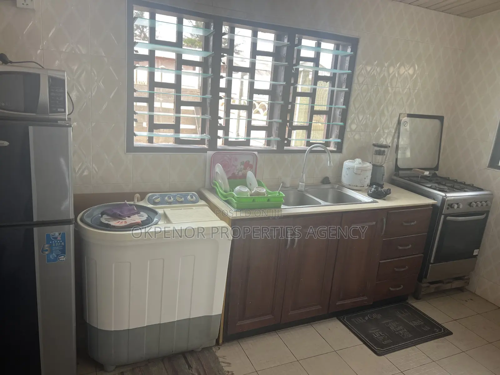 Furnished 3bdrm House in Osu, Accra Metropolitan for rent