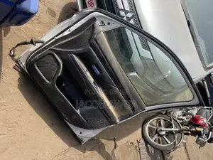 Mitsubishi Outlander 2015 Right Front Door