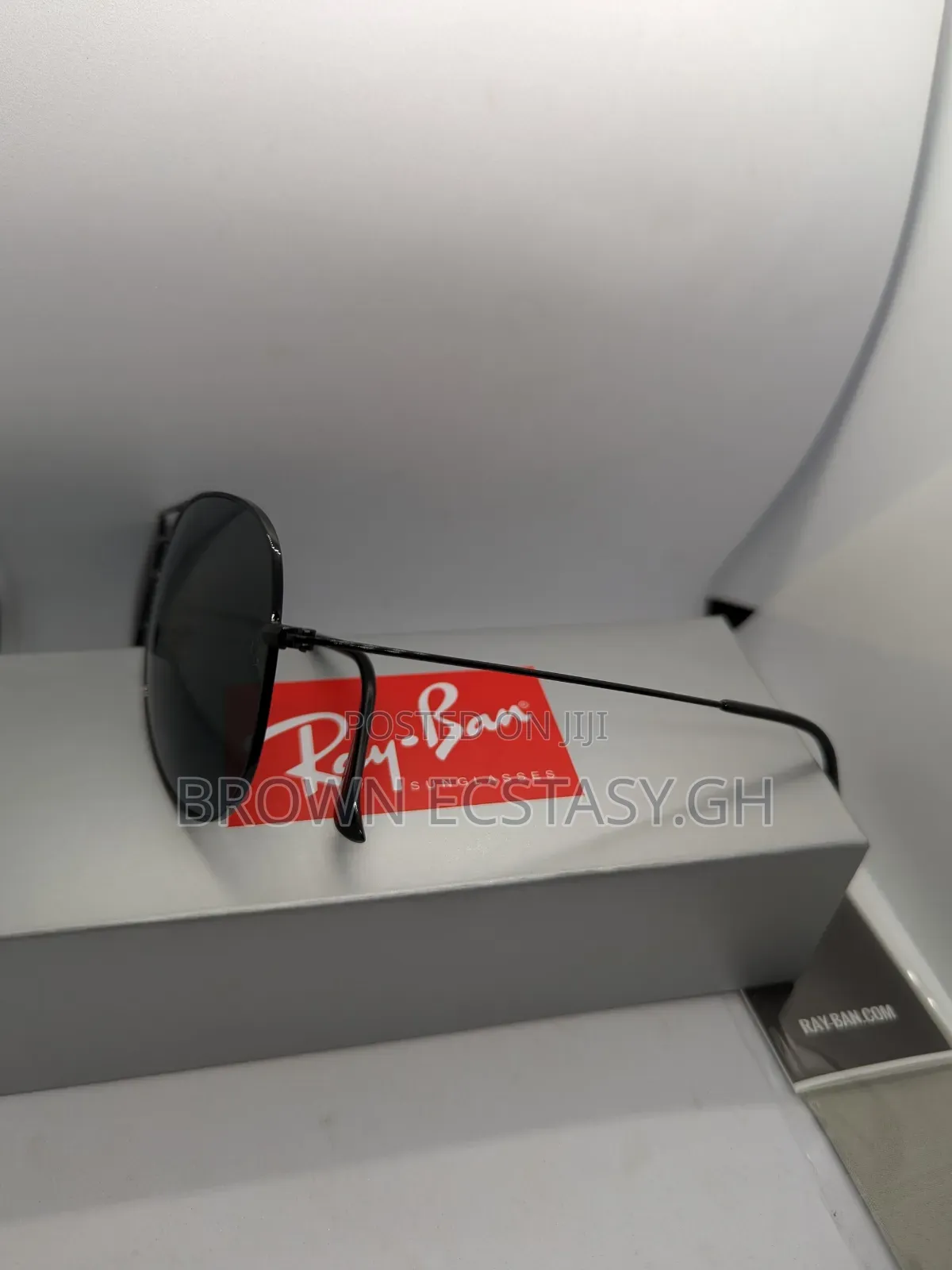 All Black Ray-Ban Aviator Sunglasses