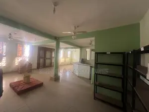 Big Office Space to Let