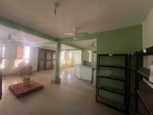 Big Office Space to Let
