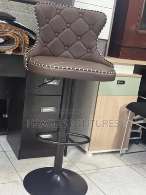 Bae Chair With Back