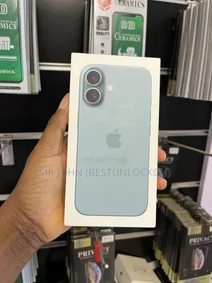 New Apple iPhone 16 128 GB Green