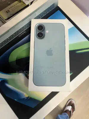 New Apple iPhone 16 128 GB Green
