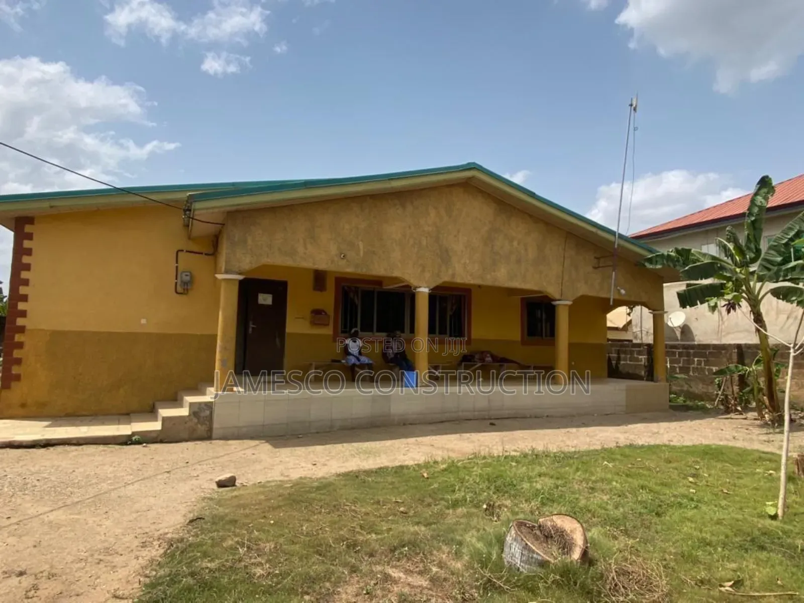 Furnished 4bdrm Bungalow in Accra Doboro, Akuapim North for sale