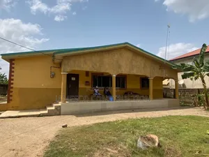 Furnished 4bdrm Bungalow in Accra Doboro, Akuapim North for sale