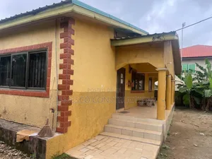 Furnished 4bdrm Bungalow in Accra Doboro, Akuapim North for sale