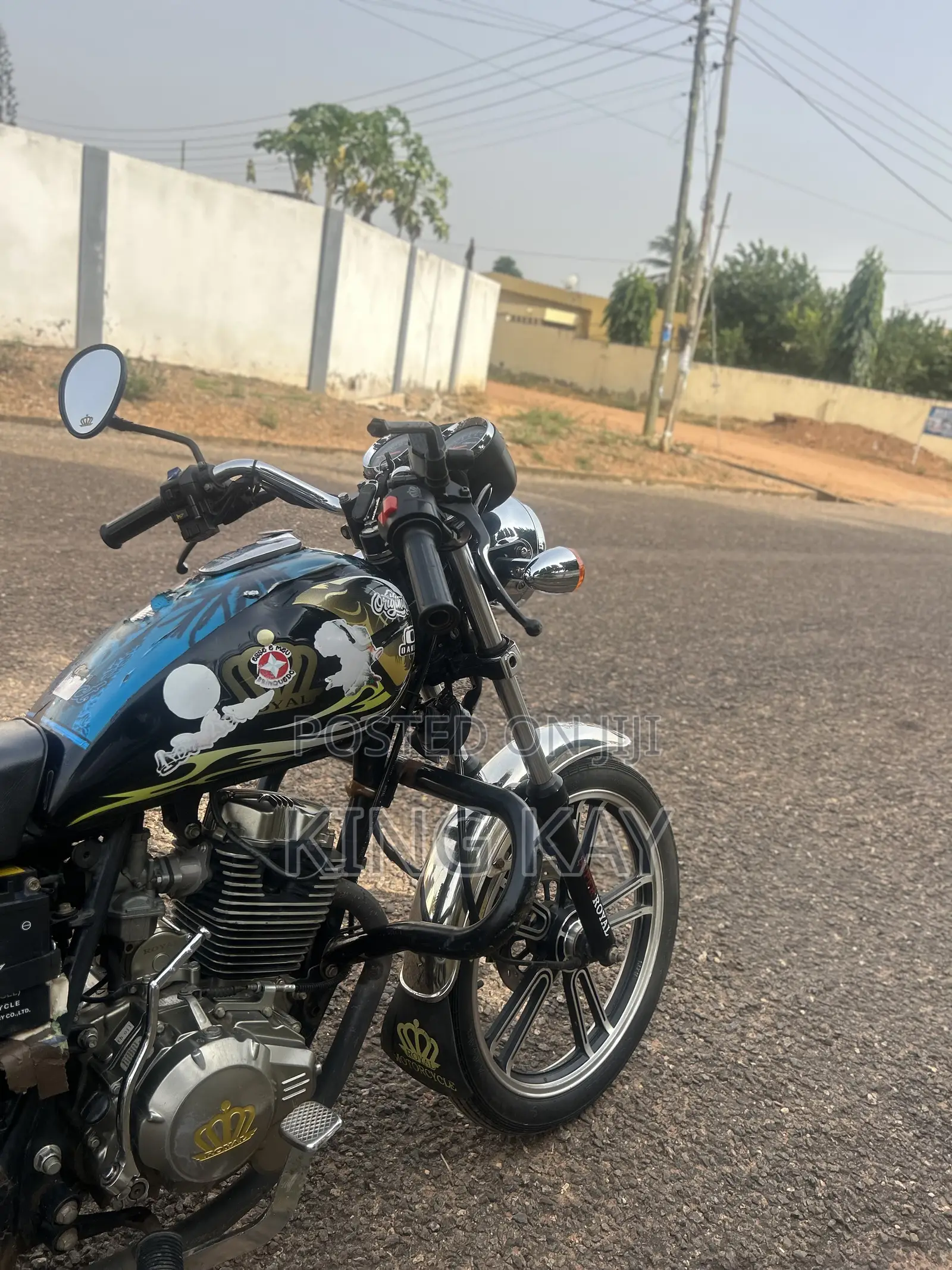 Royal Motorcycle 2024 Black