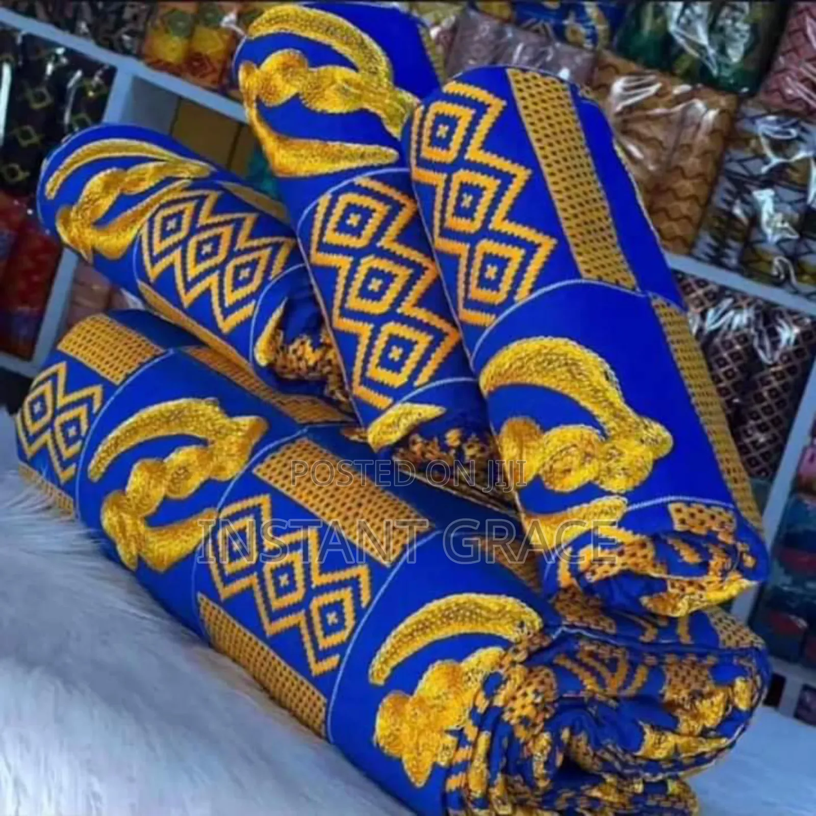 Bonwire Kente Cloth. Men and Women Set