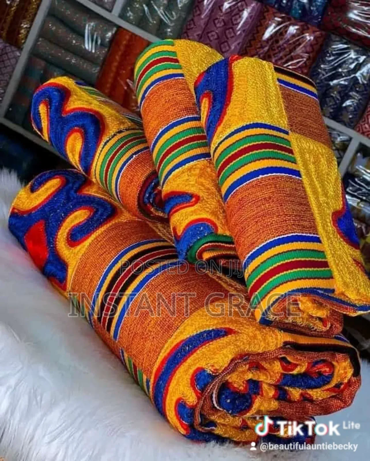Bonwire Kente Cloth. Men and Women Set