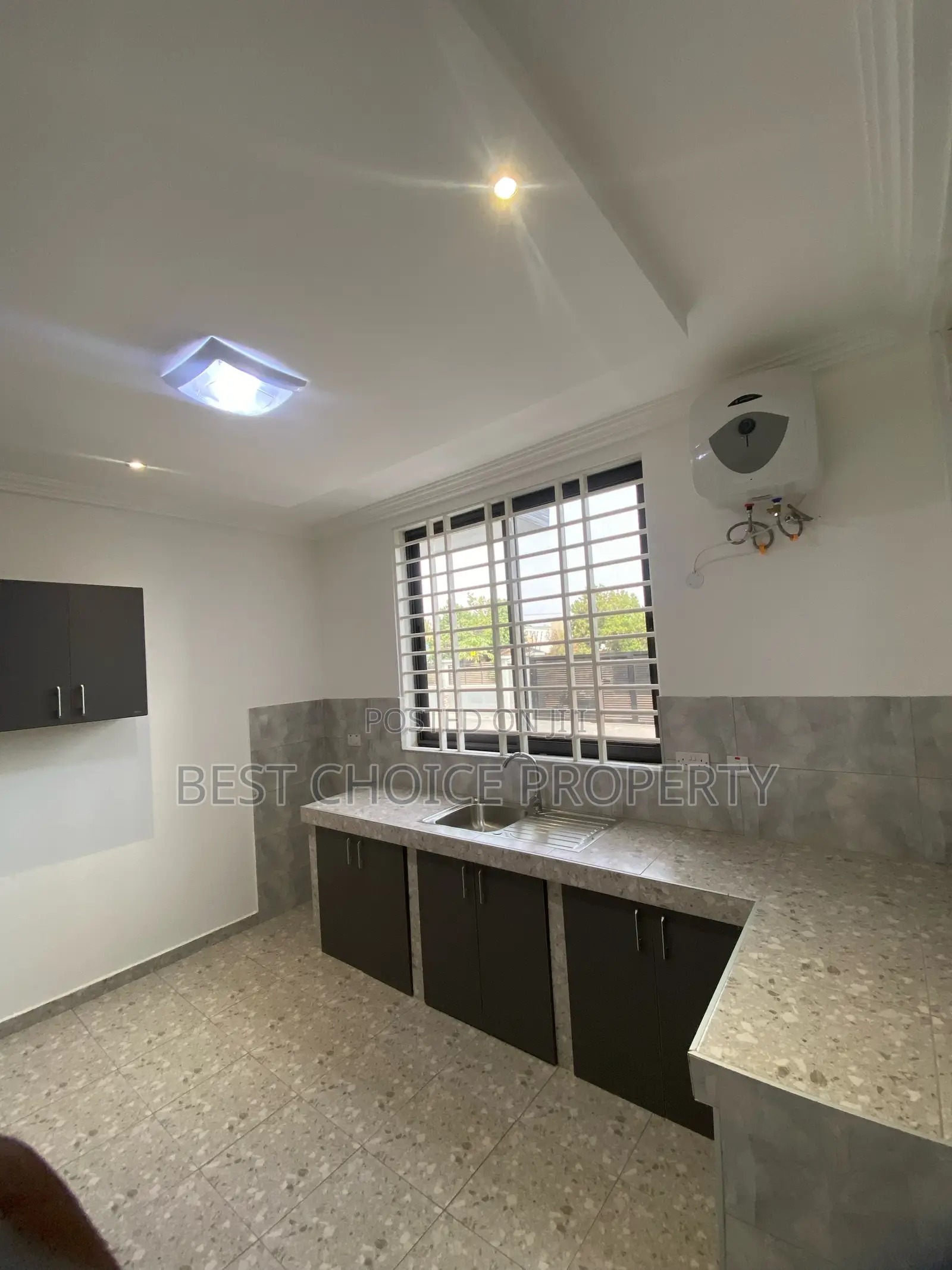 2bdrm Apartment in Adenta Pantang Kfc for rent