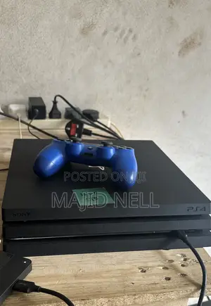 Playstation 4 Pro With Games
