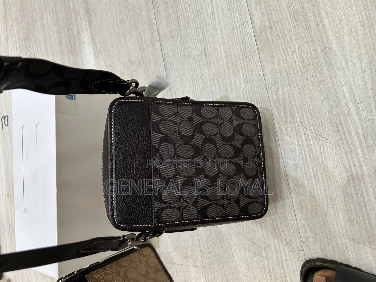 Coach Side Bag / Black Color
