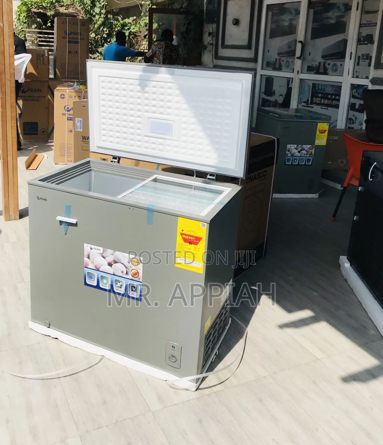 Choose Unique Pearl 200l Single Door Freezer(Gray).