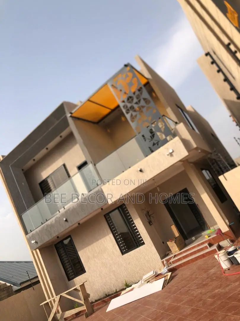 4bdrm House in Bee Decor & Homes, Oyarifa for sale