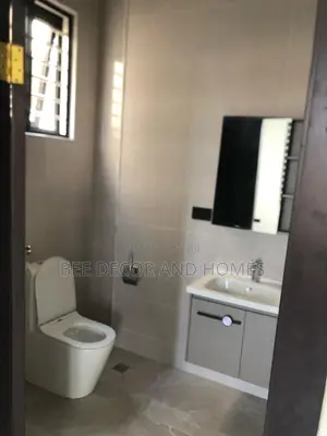 4bdrm House in Bee Decor & Homes, Oyarifa for sale