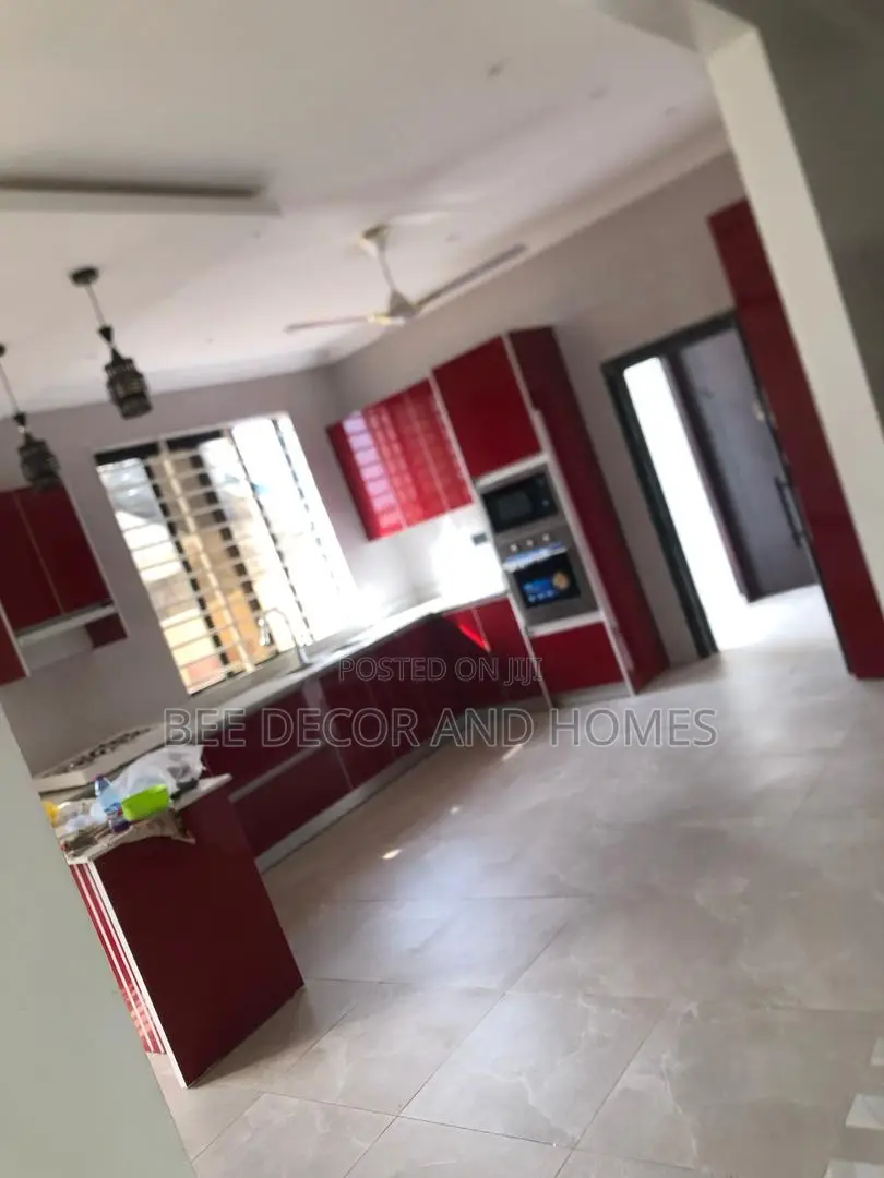 4bdrm House in Bee Decor & Homes, Oyarifa for sale