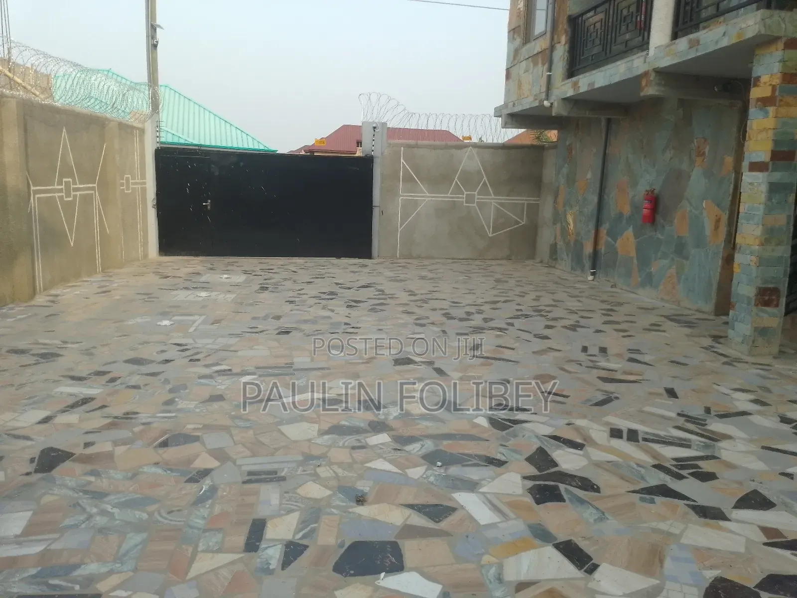 2bdrm Apartment in Dg Properties, Amasaman for rent