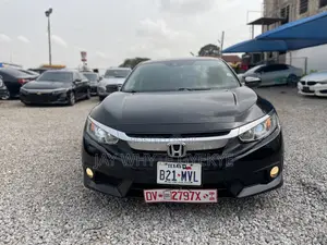 Photo - Honda Civic LX 4dr Hatchback (1.5L 4cyl) 2017 Black
