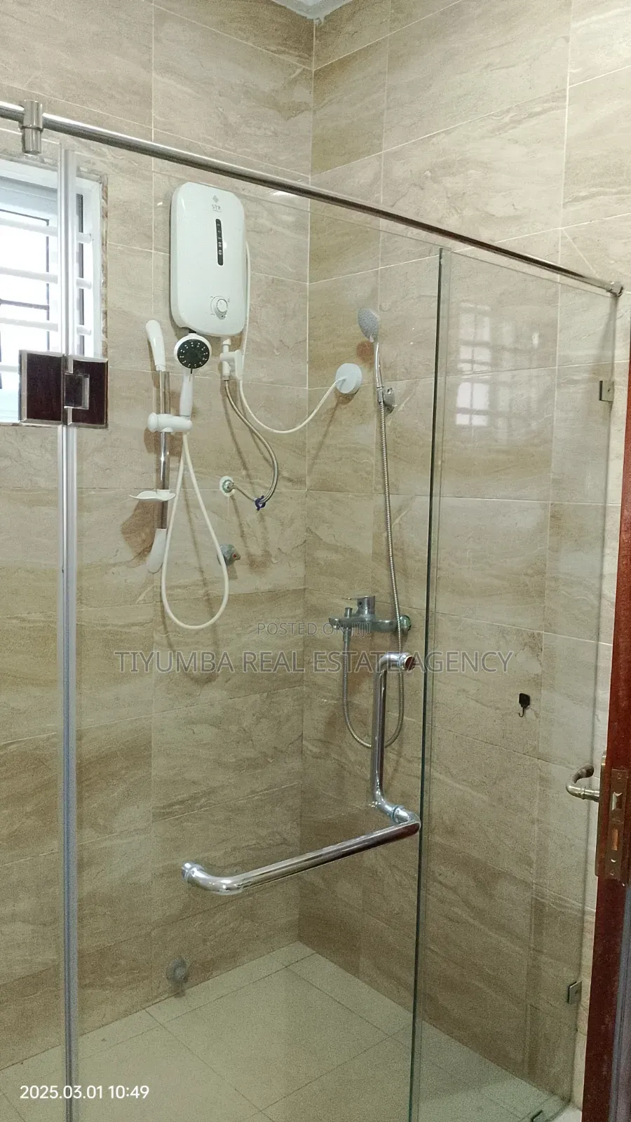 3bdrm House in Tiyumba Real Estate, Achimota for rent