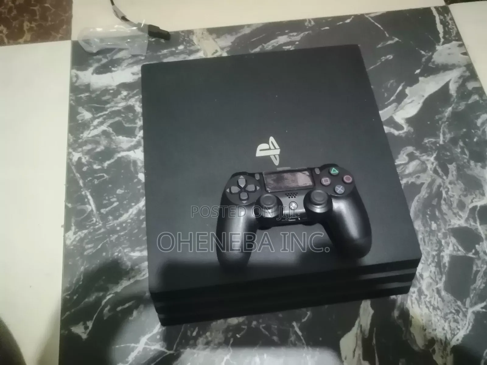 Ps4 Pro With Fc26 +Other Games + 2 Controller