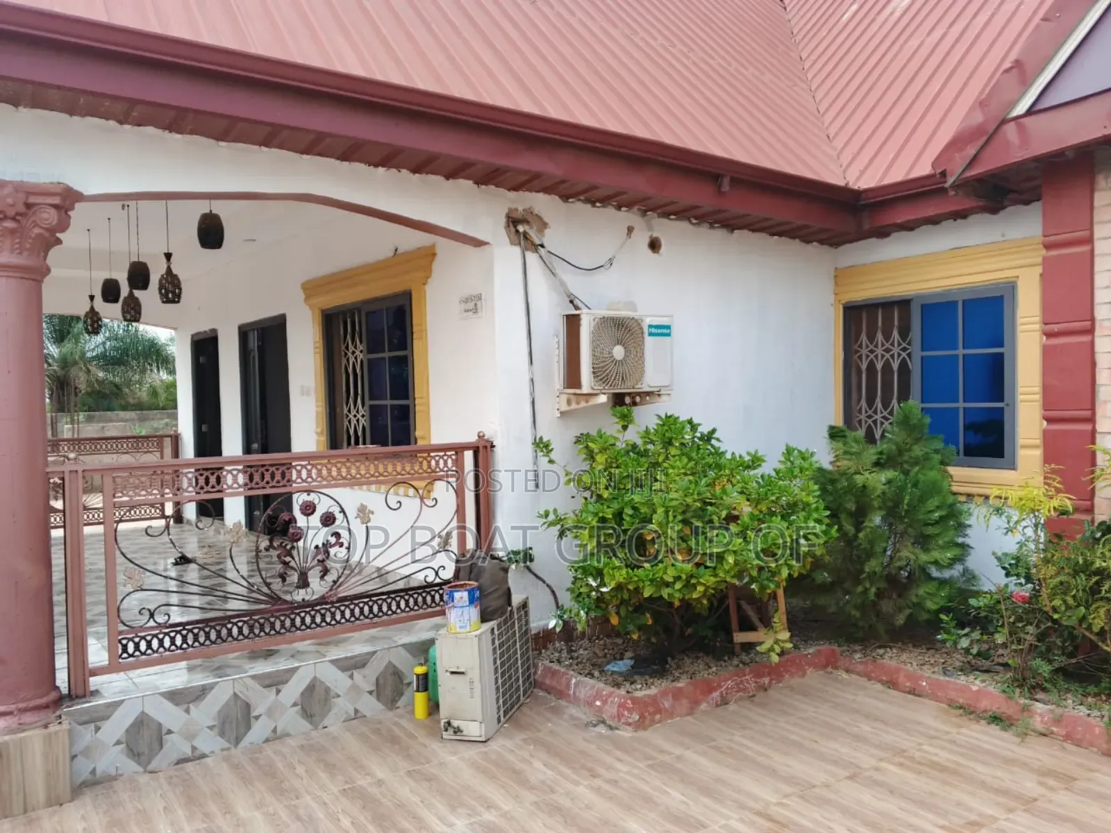 6bdrm House in Abuakwa  Top-Boat, Kumasi Metropolitan for sale