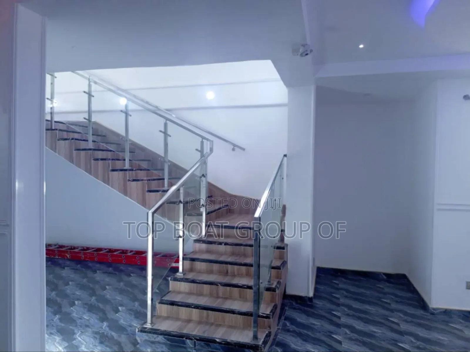5bdrm House in Top-Boat Estate, Kumasi Metropolitan for sale