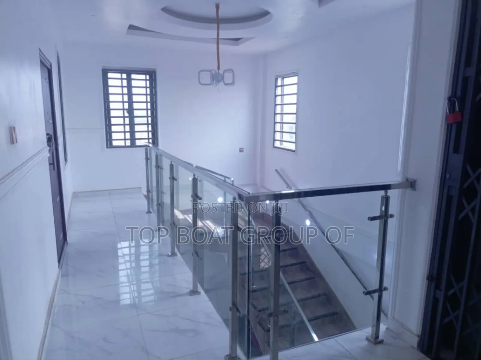 5bdrm House in Top-Boat Estate, Kumasi Metropolitan for sale