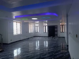 5bdrm House in Top-Boat Estate, Kumasi Metropolitan for sale