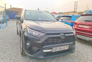 Toyota Rav4 Xle for Rent