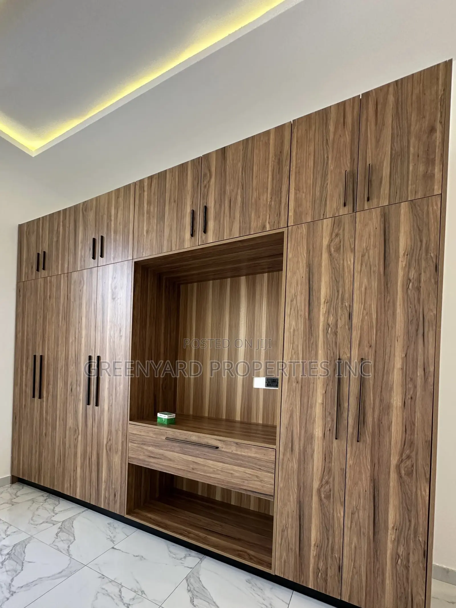 3bdrm House in Ashaley Botwe for sale