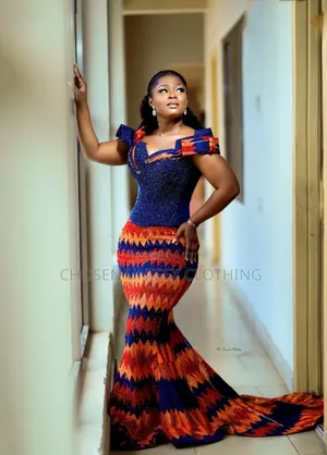 Photo - Special Kentey Gowns