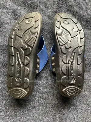 Leather Flip Flops Men's Anti Slip Comfortable Slippers