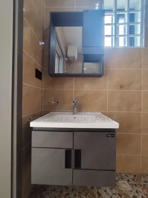 4bdrm Duplex in East Legon for sale