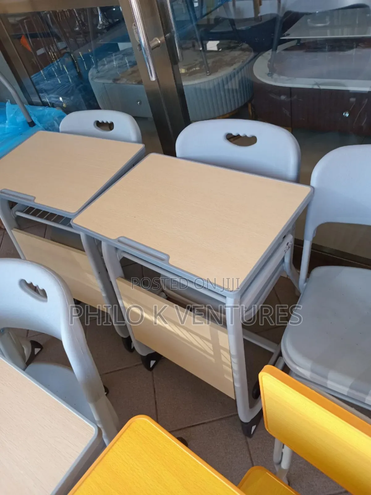 Personal Learning Table and Chair
