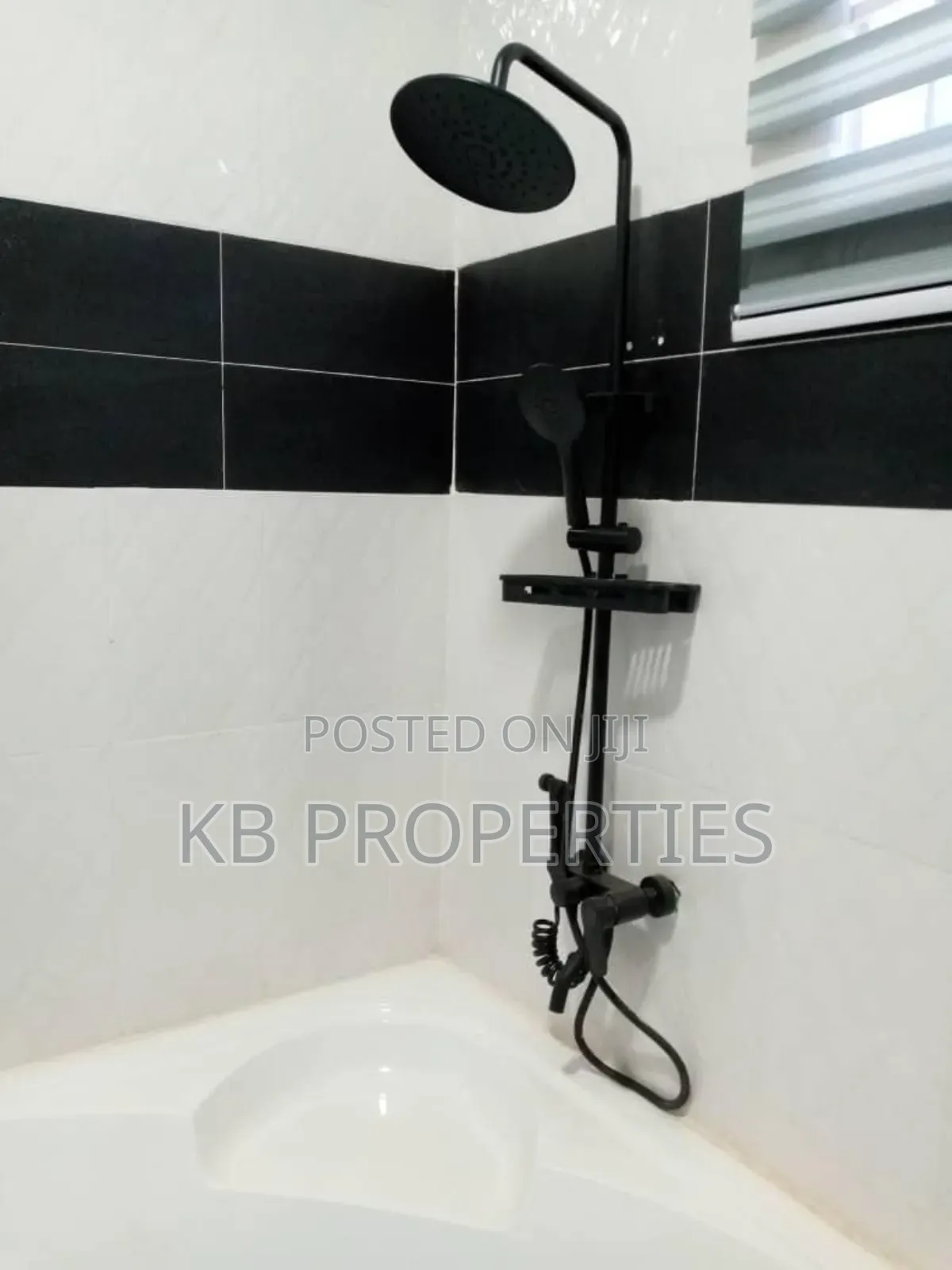 3bdrm House in Kb Properties, Spintex for rent