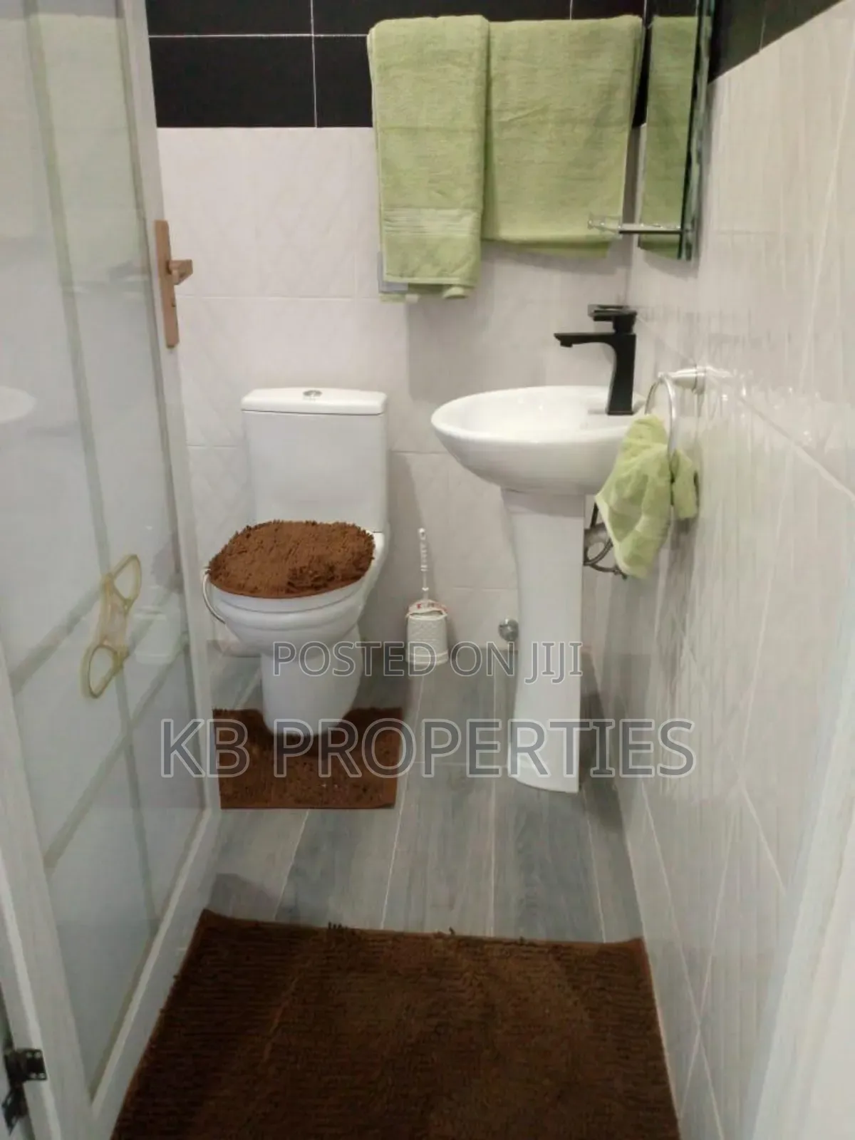 3bdrm House in Kb Properties, Spintex for rent