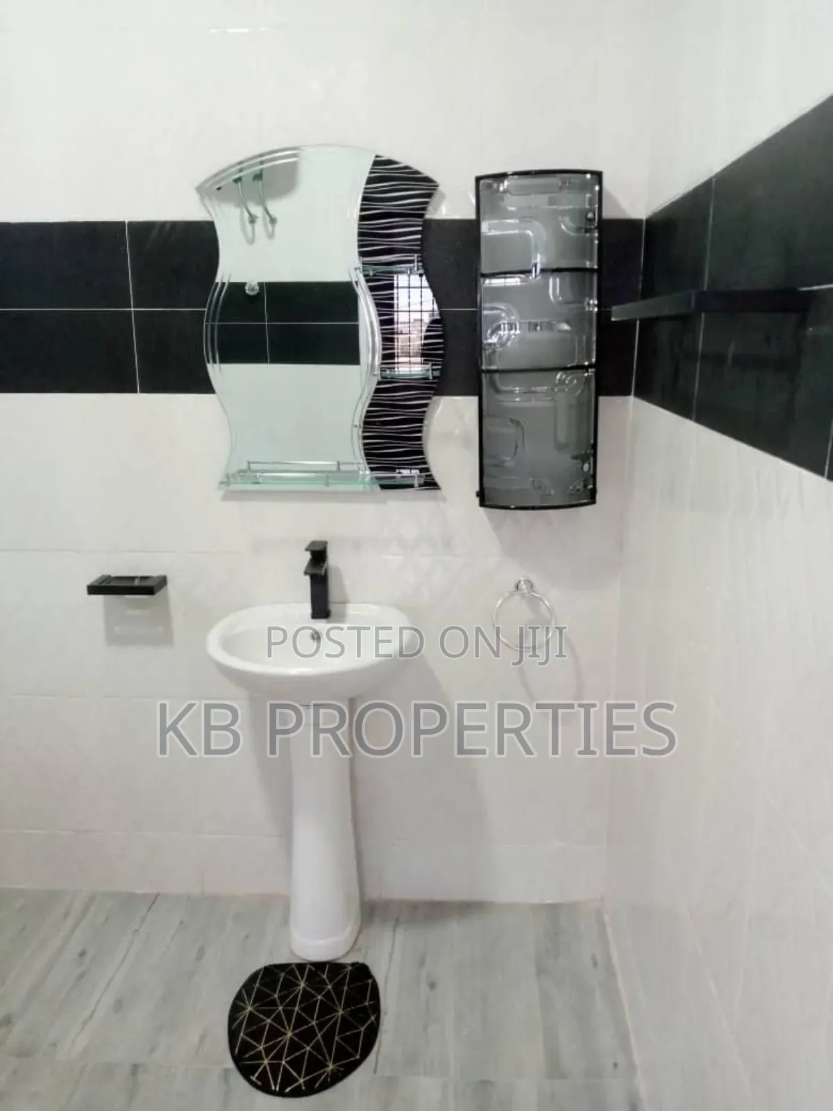 3bdrm House in Kb Properties, Spintex for rent