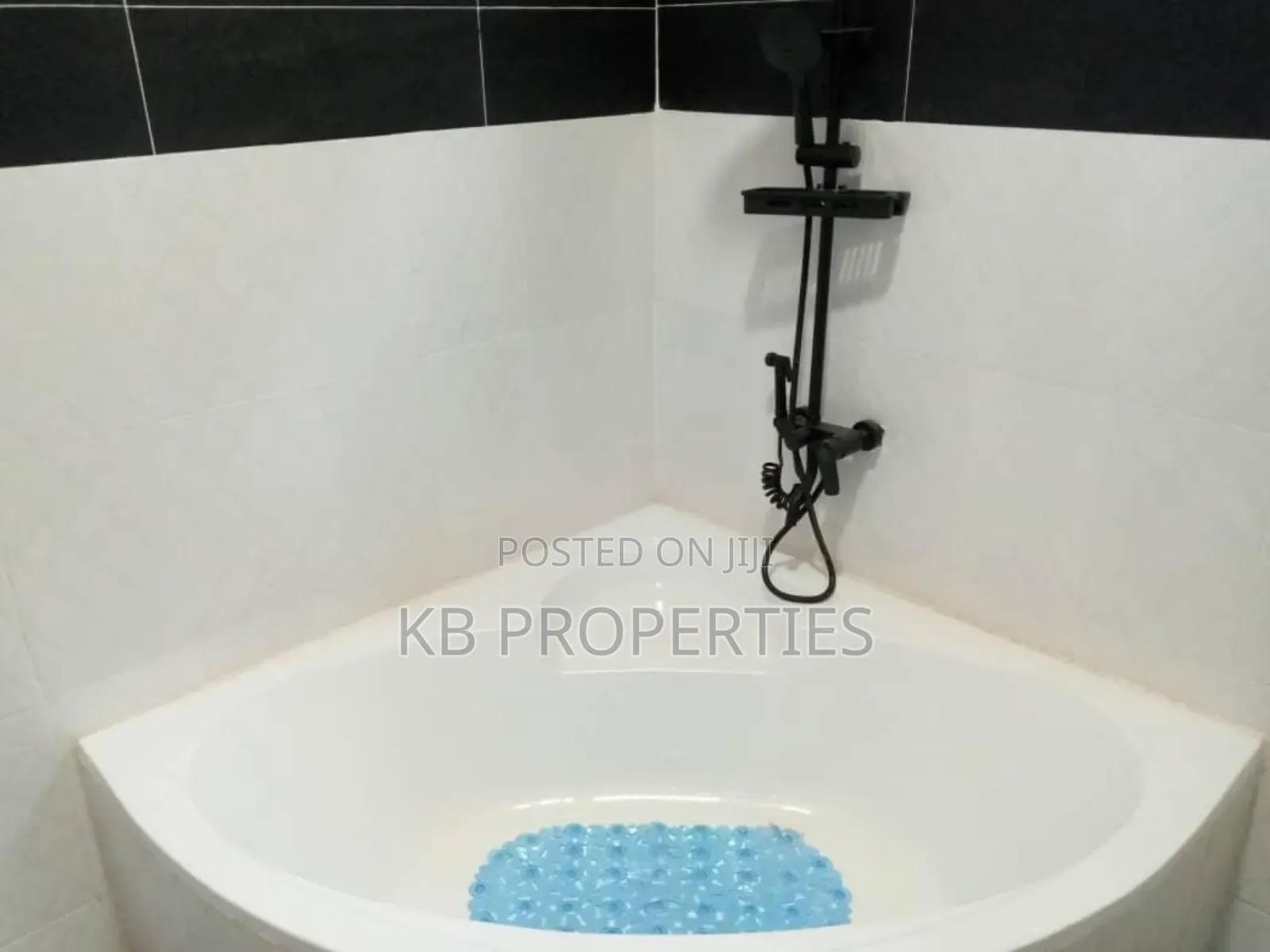 3bdrm House in Kb Properties, Spintex for rent