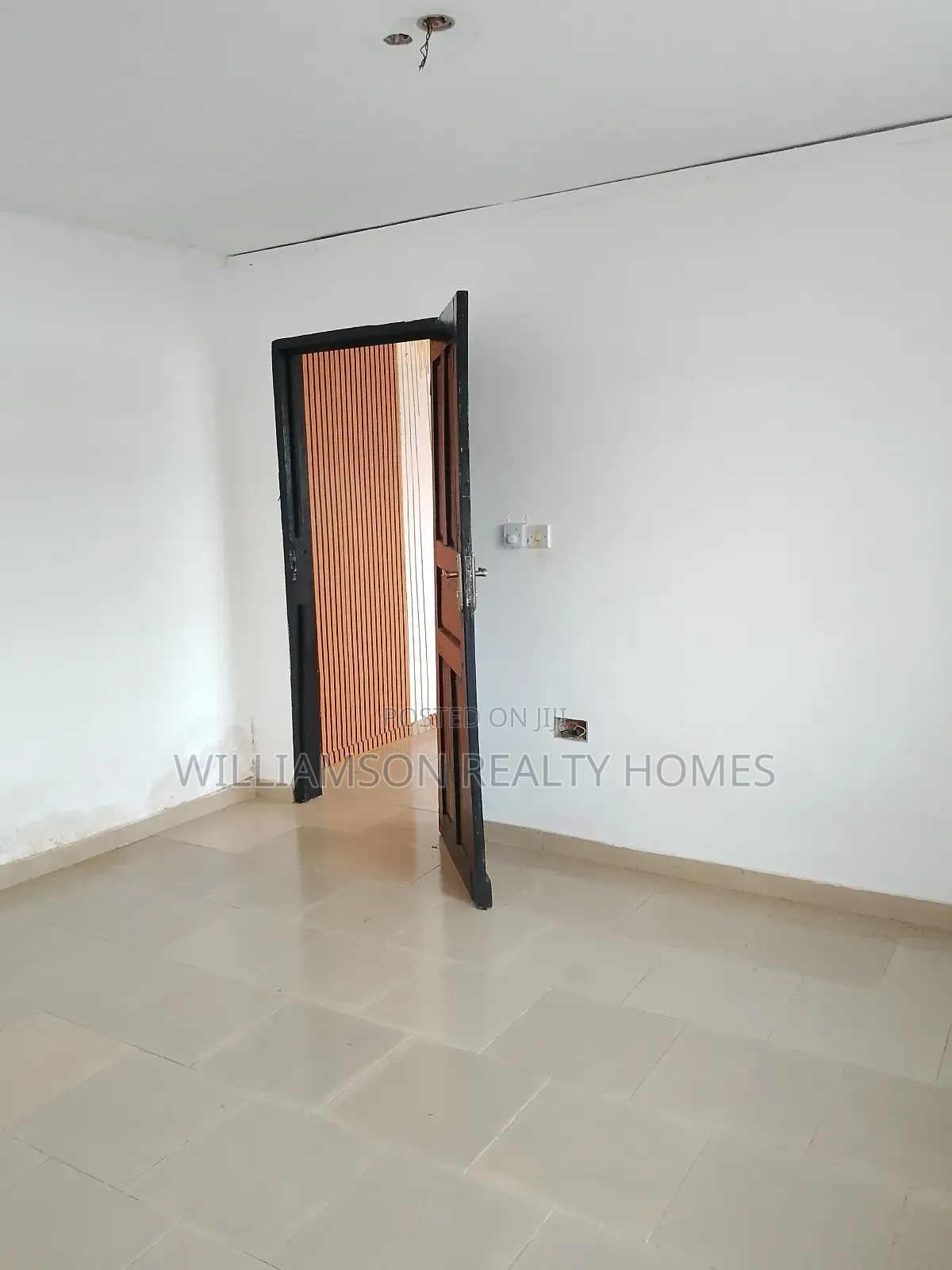 1bdrm Apartment in Community 18 Area, Spintex for rent