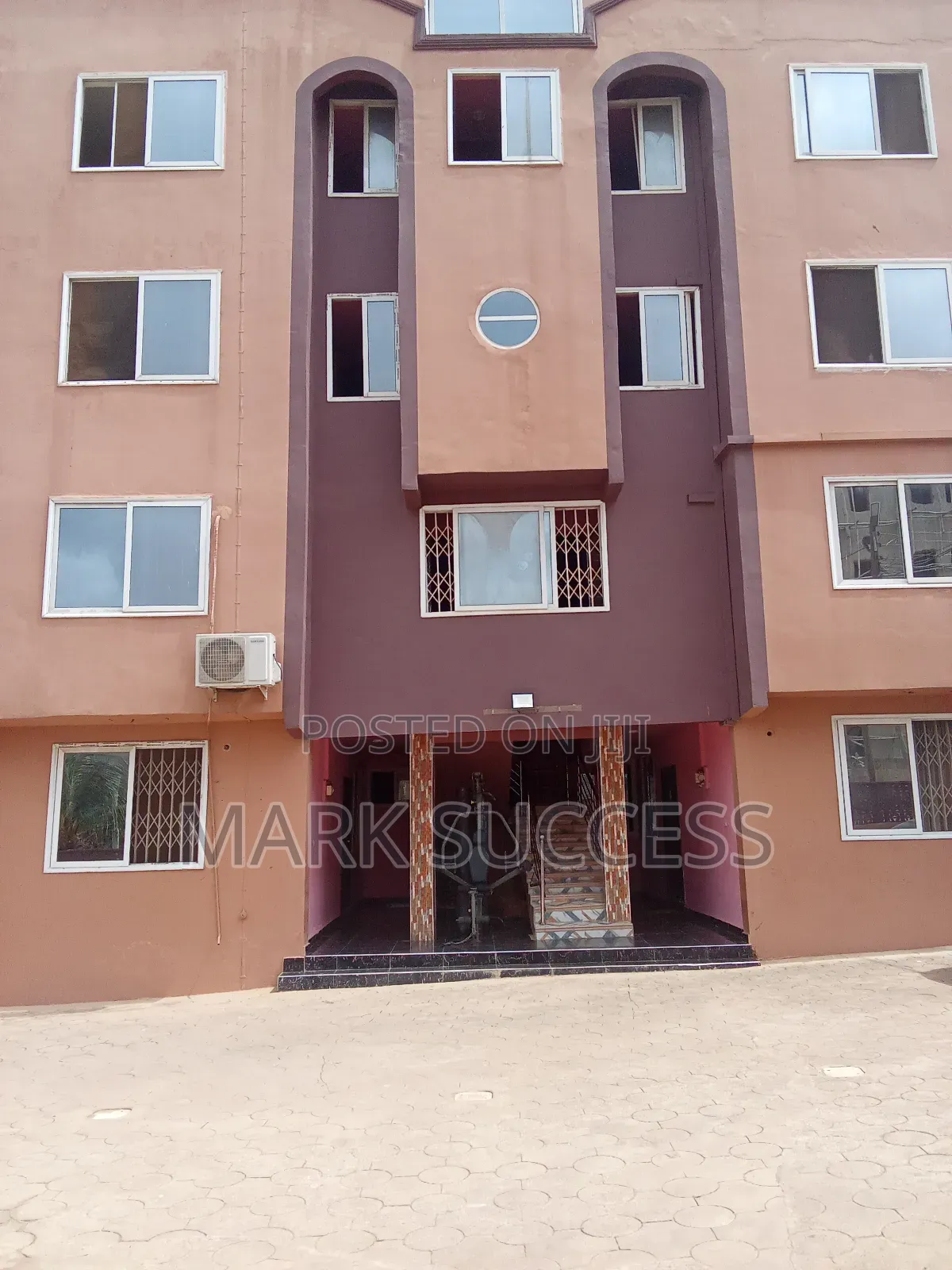 1bdrm Apartment in Toll Booth for rent