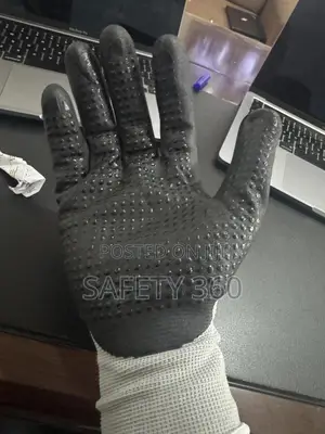 Grip Glove
