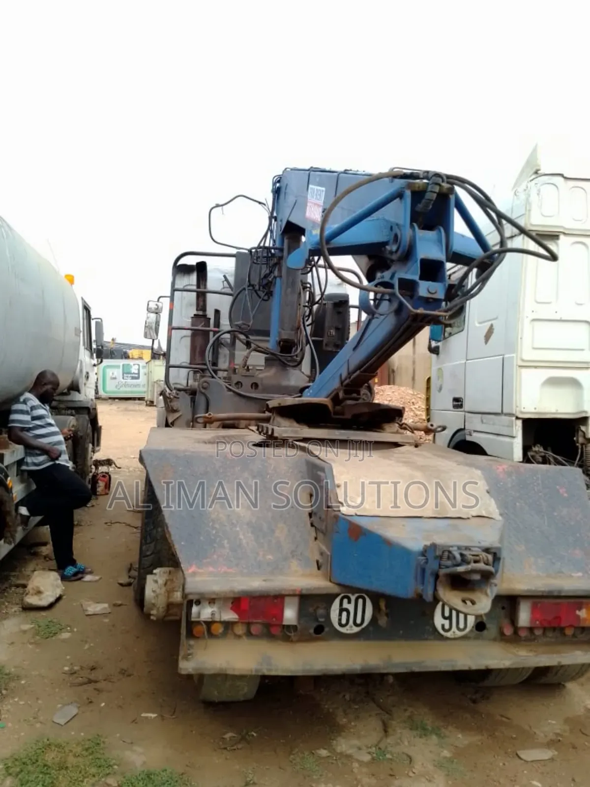 Renault Crane Truck