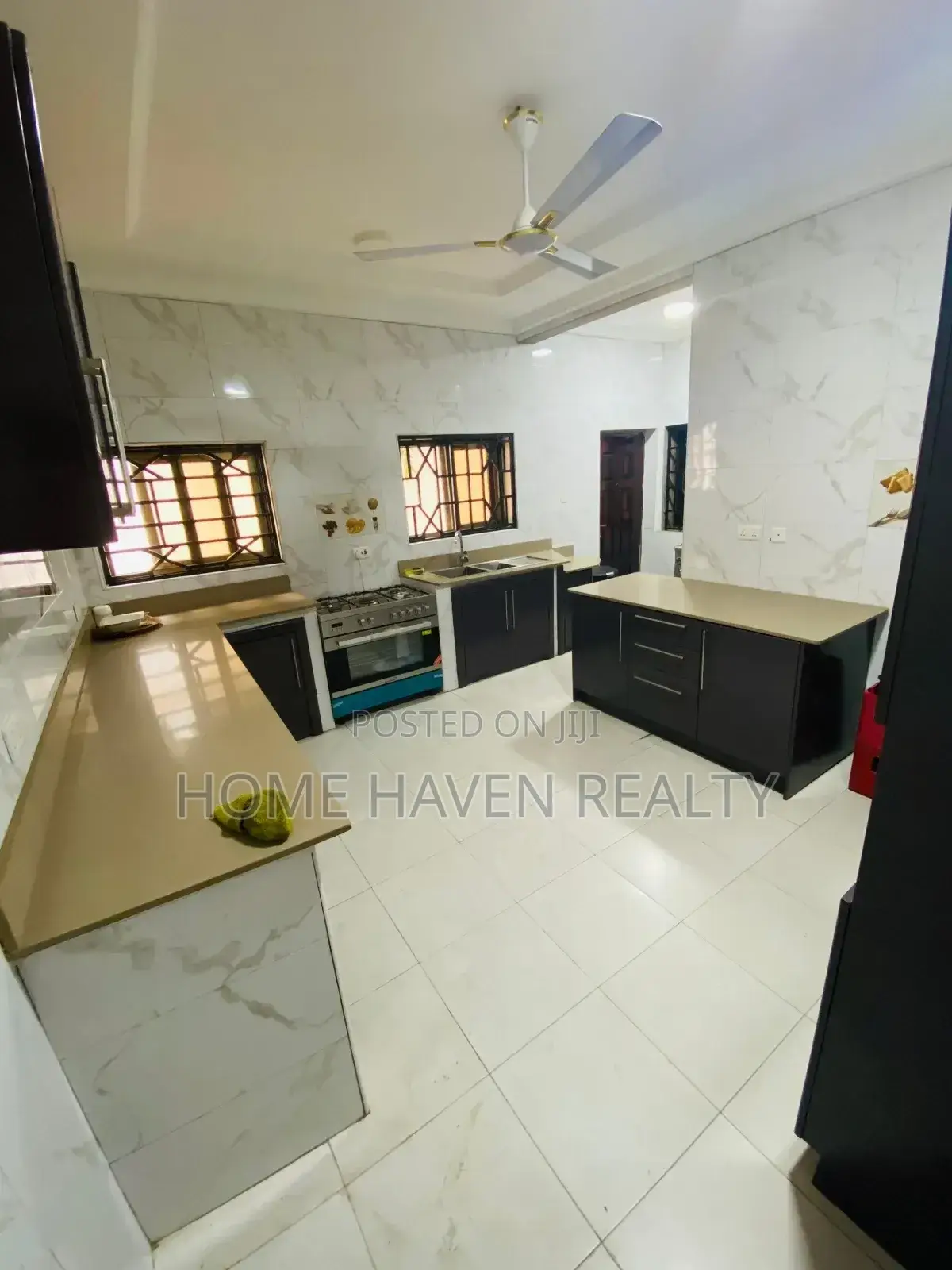 6bdrm House in Westland for rent