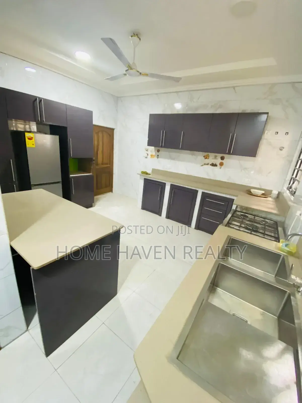 6bdrm House in Westland for rent