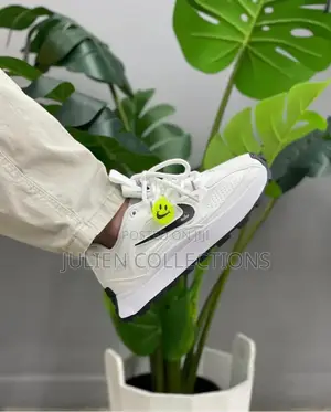 Nike Bailleili Blanco