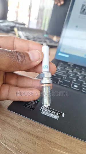 Mercedes Benz Spark Plugs - Ngk(Original) A2701590700
