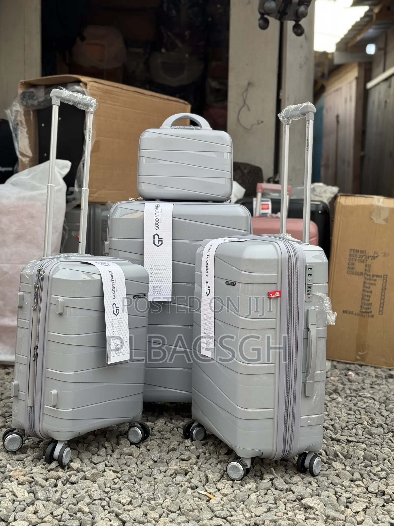 Goodpartner 4 in 1 Luggage Large,Medium,Small Cosmetic