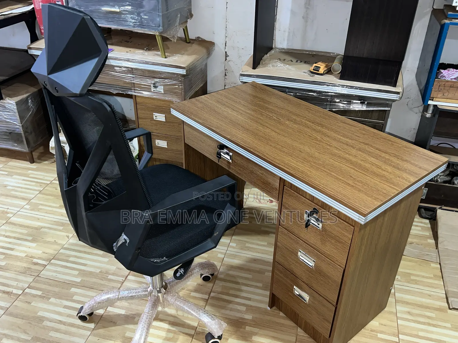 1mx0.5m Table With Chair