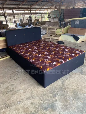 Double Bed Inbuilt
